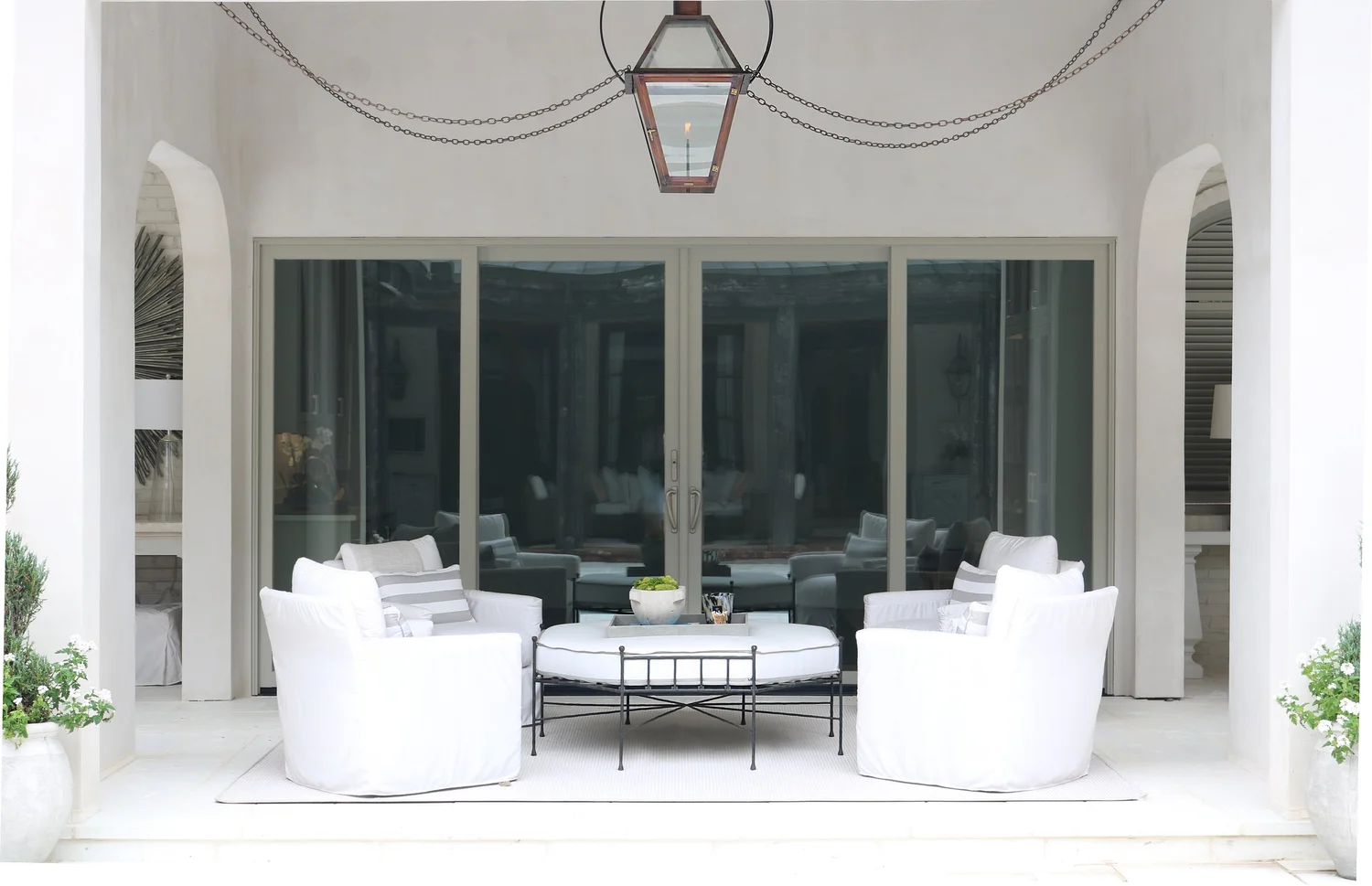 SummerHouse interior design and furnishings, image 18