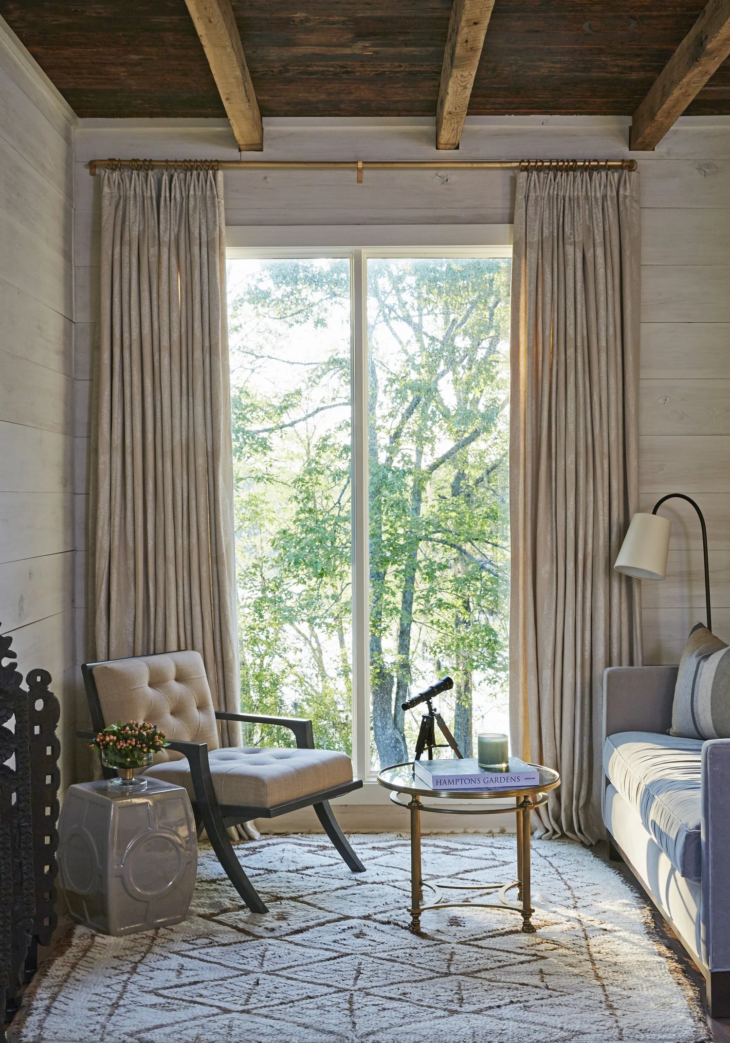 River Oak interior, photo 16