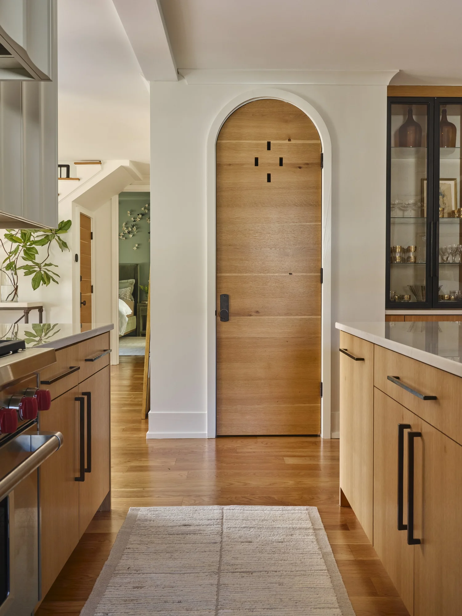 Washington Avenue interior, photo 5